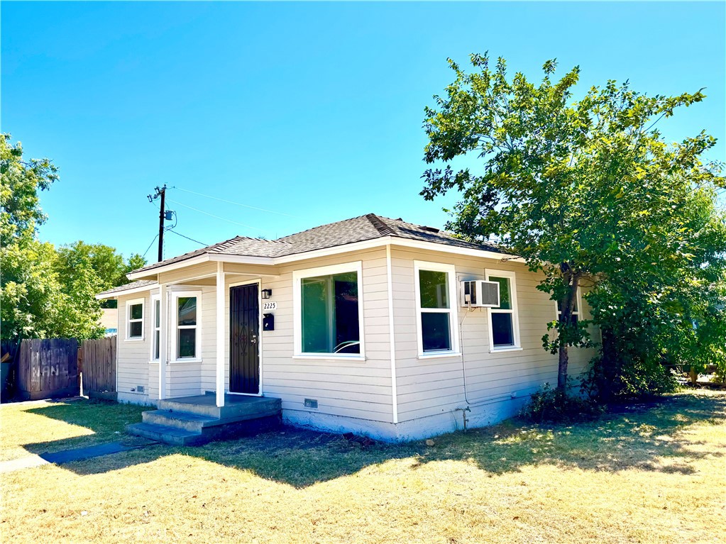 2225 N Sutter, Stockton, CA 95204 — photo 1