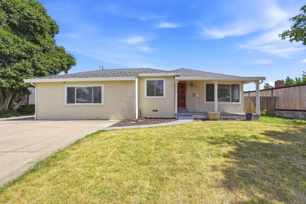 2362 Princeton Avenue, Stockton, CA 95204 — photo 1