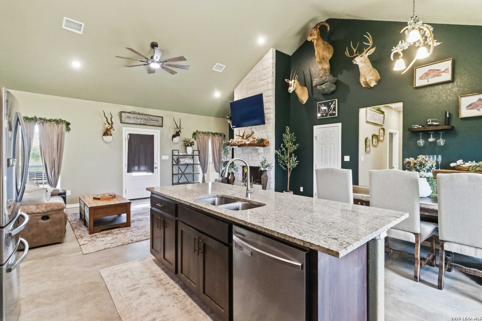 2194 S Ranch Rd 187, ,  78881 — photo 1