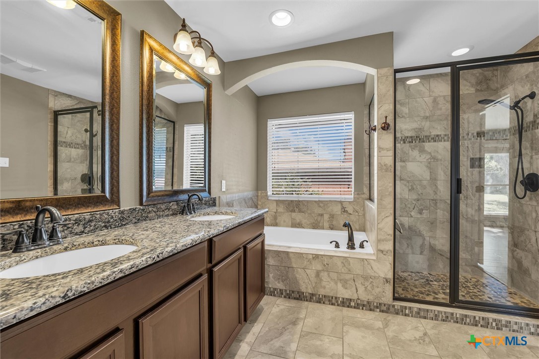 3102 Magnolia, Temple, TX 76502 — photo 1