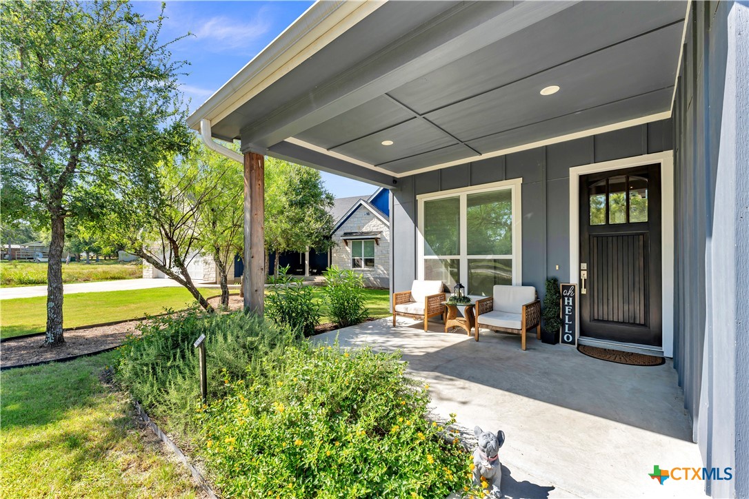 824 Woodland Hills, Marble Falls, TX 78654 — photo 1