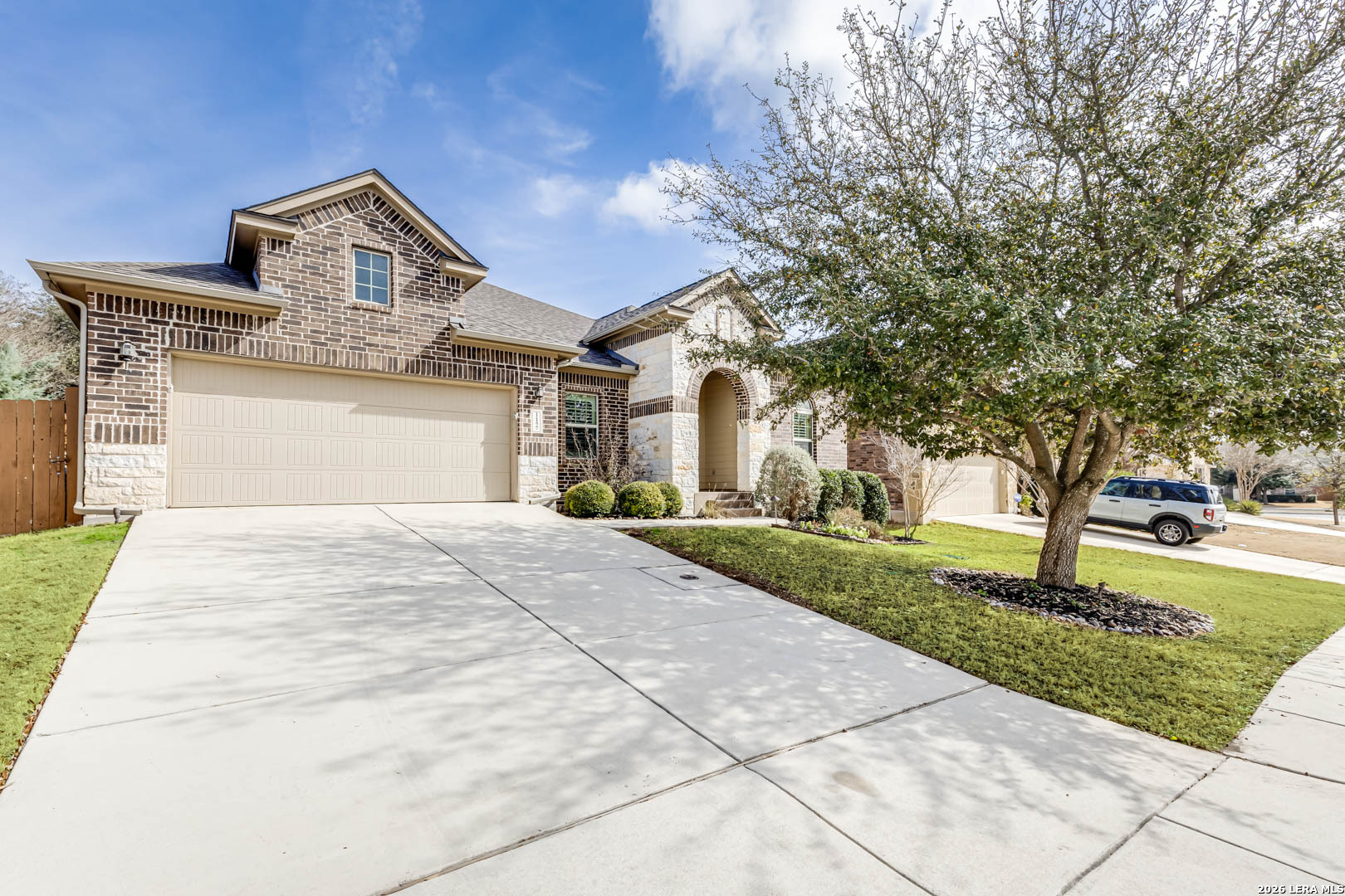 112 Hagen Dr, ,  78006 — photo 1