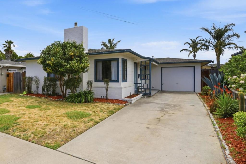 25 Bronson Street, Watsonville, CA 95076 — photo 1