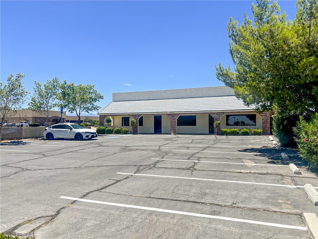 14434 California, Victorville, CA 92392 — photo 1