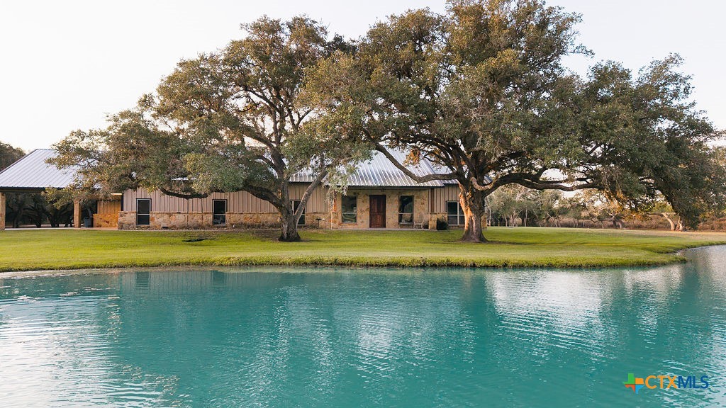 436 Jentry Road, Inez, TX 77968 — photo 1