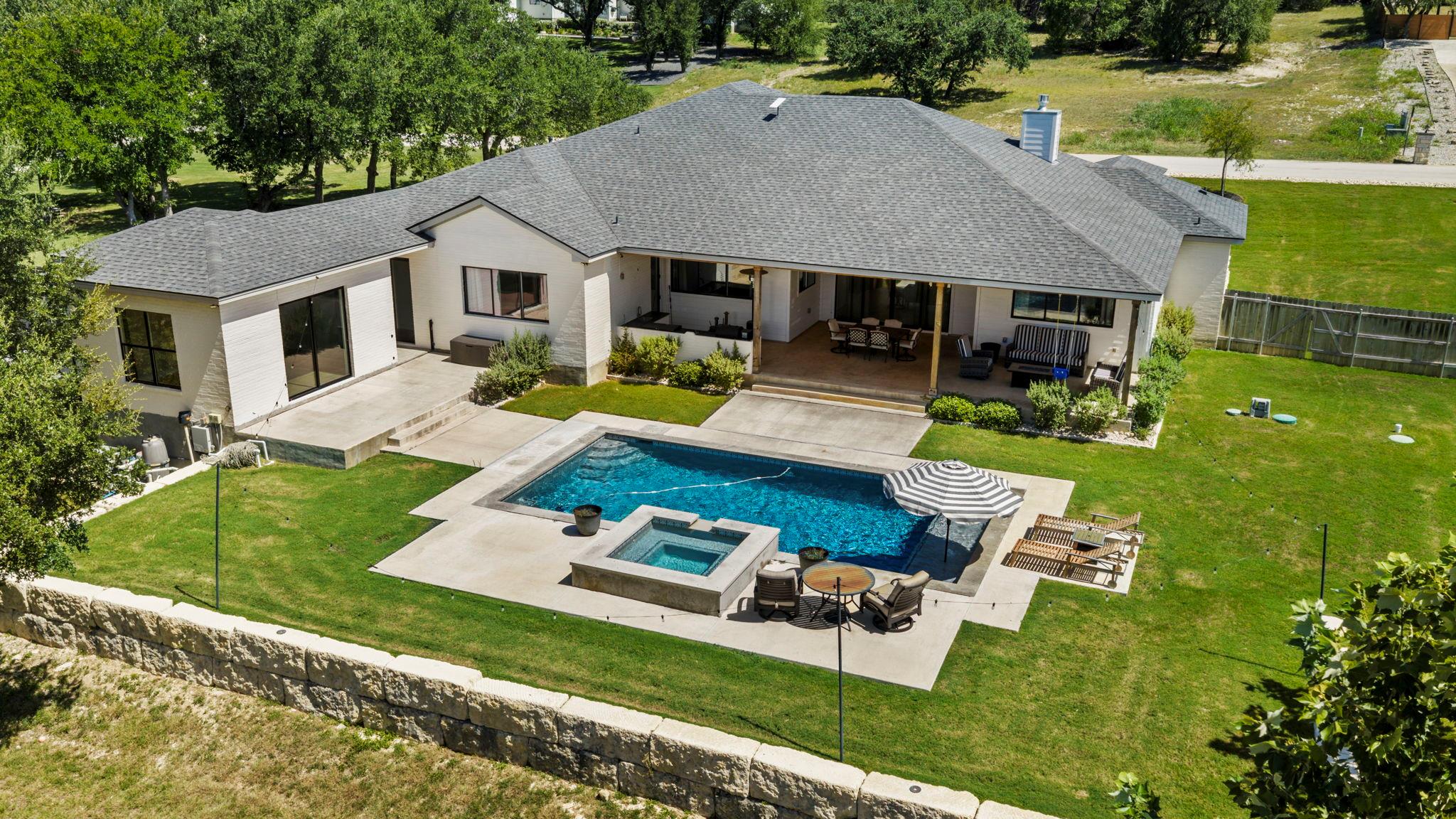 105 Taylor Creek, Liberty Hill, TX 78642 — photo 1