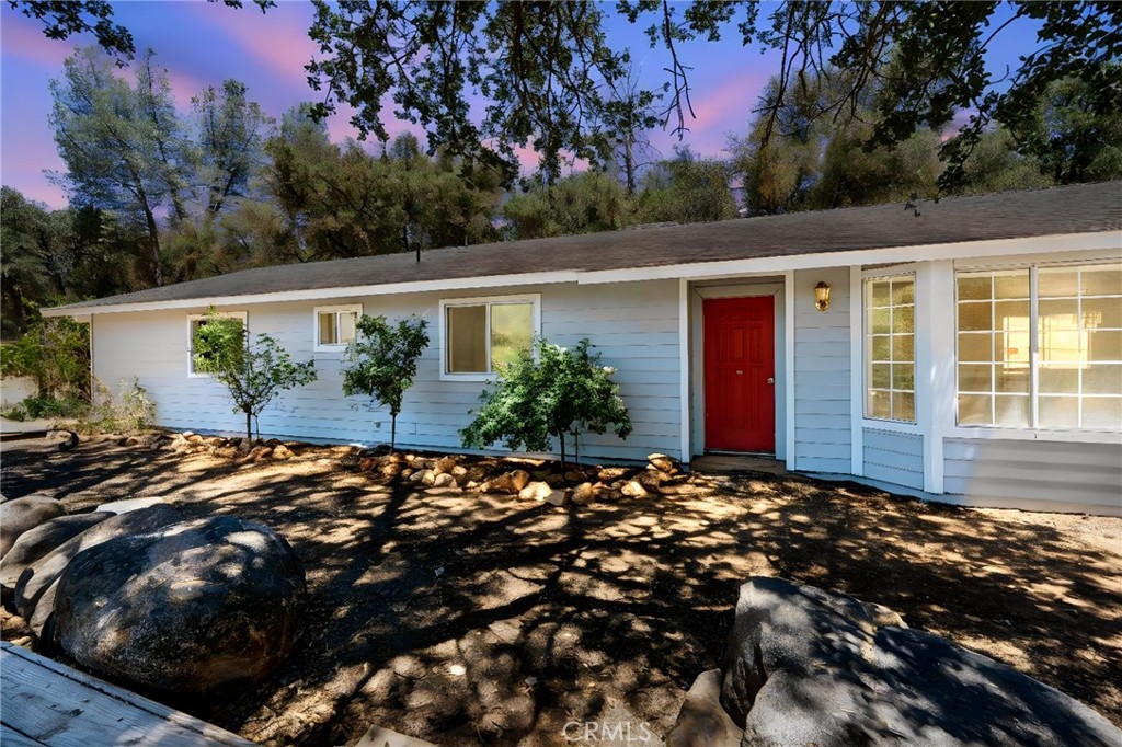 4074 Lakeview, Mariposa, CA 95338 — photo 1