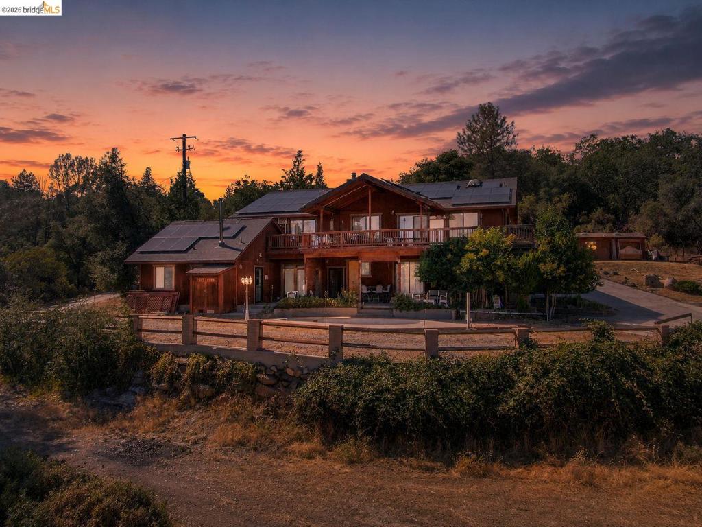 Address withheld, Sonora, CA 95370 — photo 1