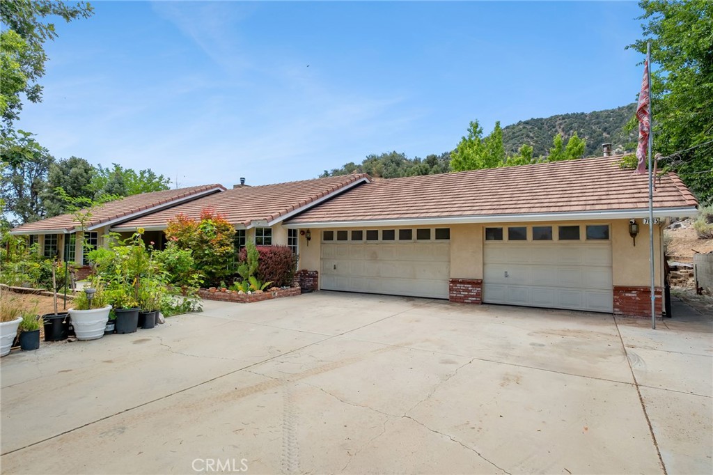 7685 Wintergreen, Pinon Hills, CA 92397 — photo 1