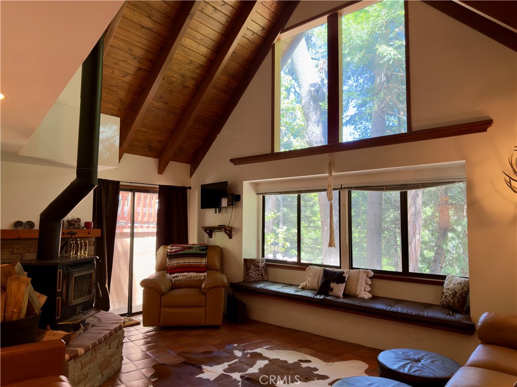 777 Ivy Lane, Lake Arrowhead, CA 92352 — photo 1