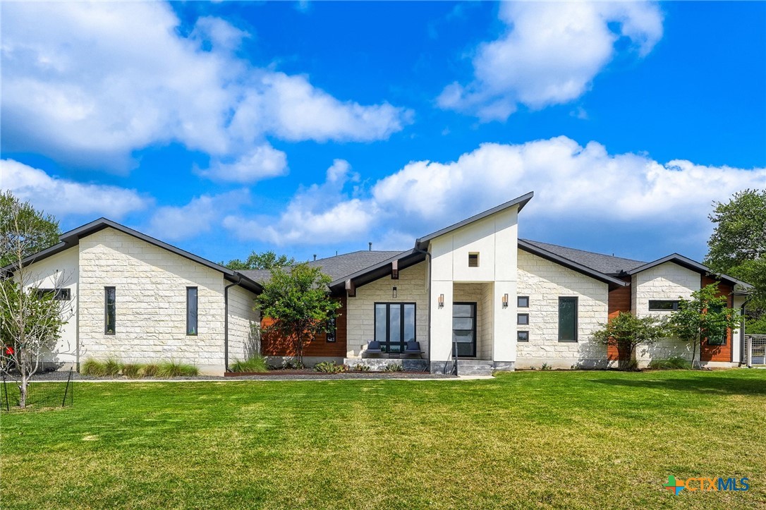200 Quarter Horse Lane, Driftwood, TX 78619 — photo 1
