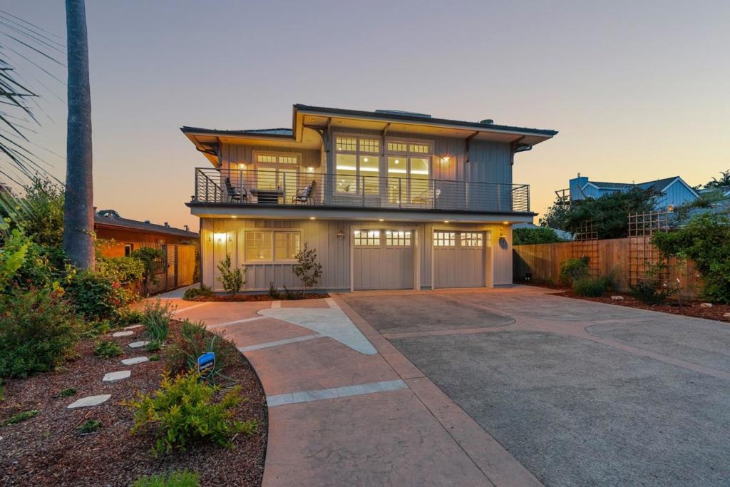 185 14th Avenue, Santa Cruz, CA 95062 — photo 1