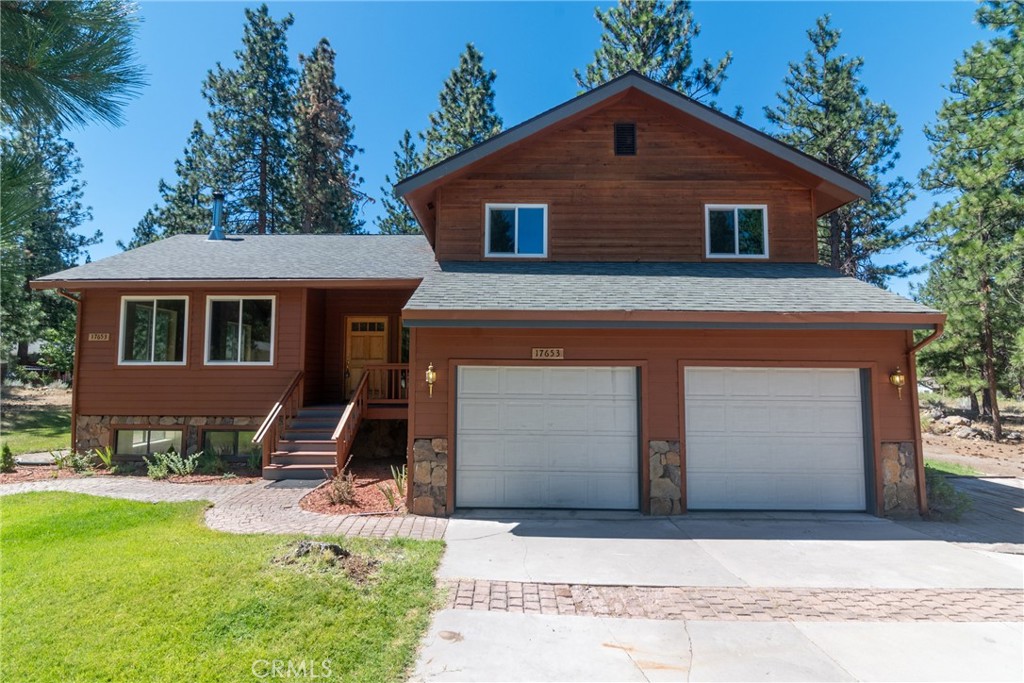 17653 Cougar Court, Weed, CA 96094 — photo 1