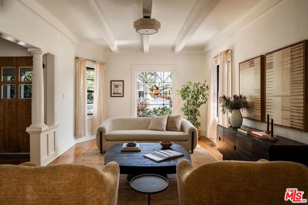 2128 W 30th Street, Los Angeles, CA 90018 — photo 1