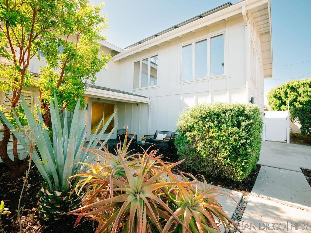 5596 Bloch St, San Diego, CA 92122 — photo 1