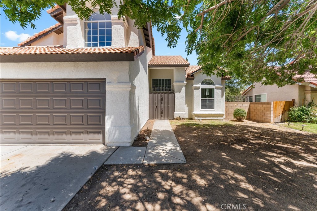 709 Whitlatch, Lancaster, CA 93535 — photo 1