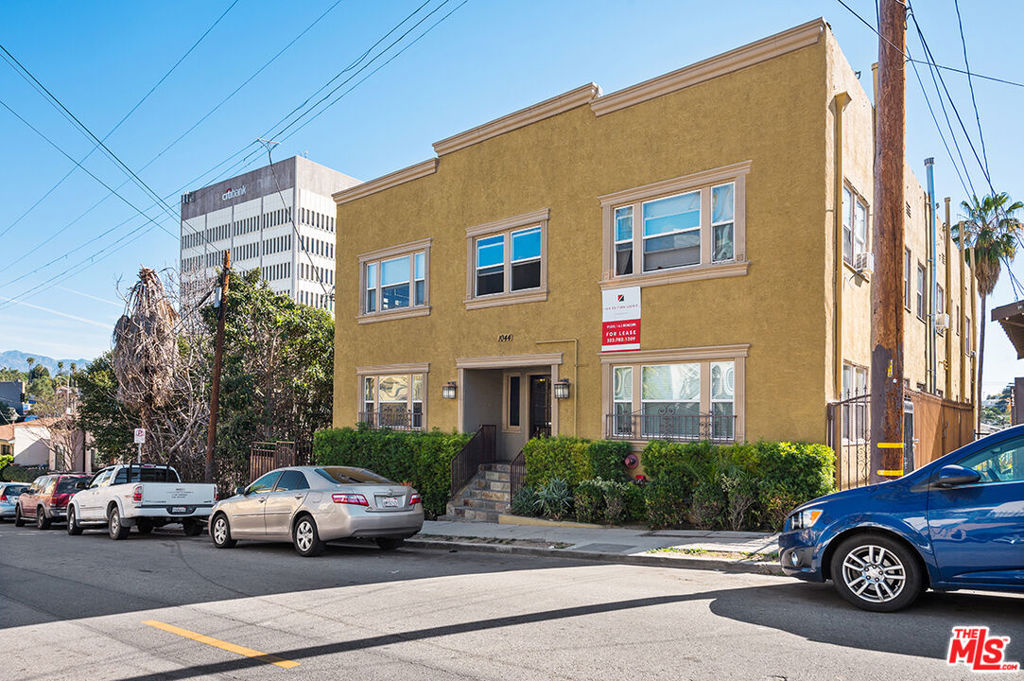1044 N Bonnie Brae Street, Los Angeles, CA 90026 — photo 1