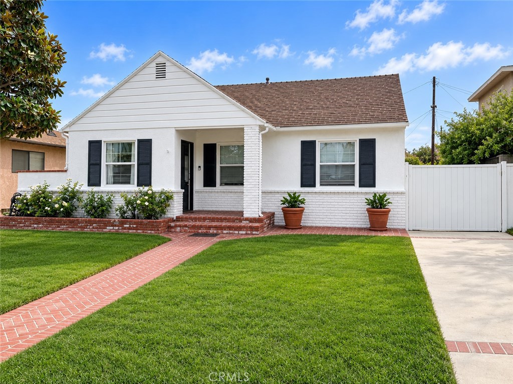 2650 S Dolphin Street, San Pedro, CA 90731 — photo 1