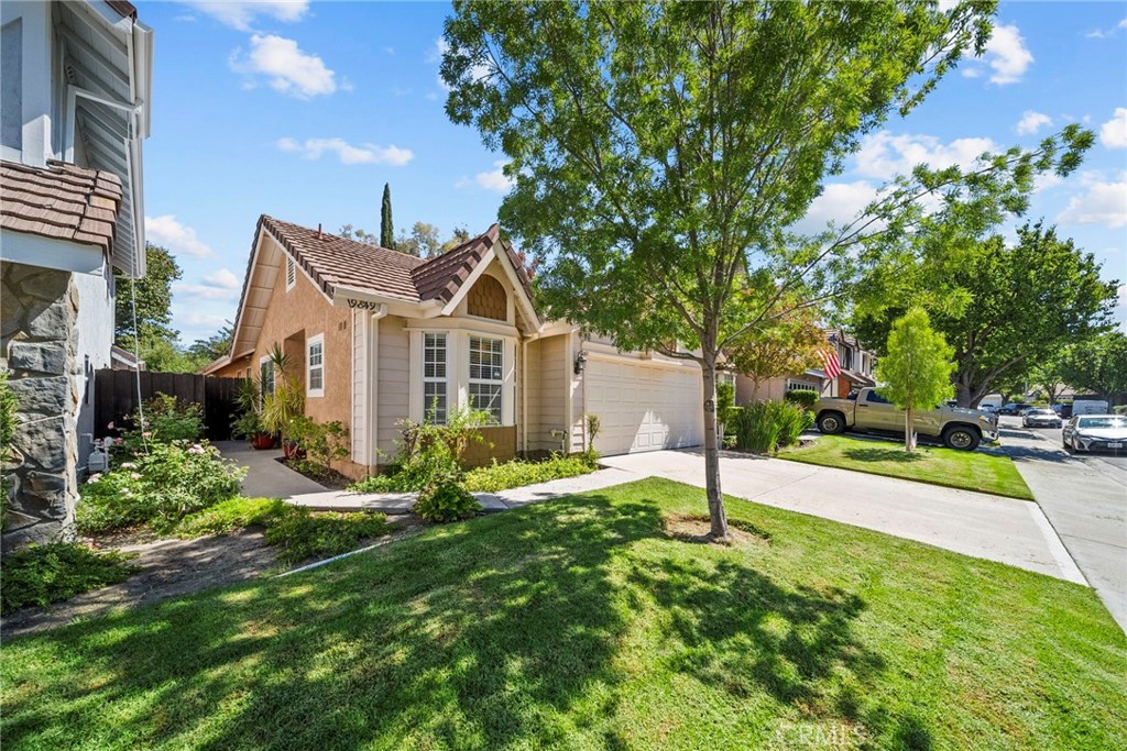 19849 Collins, Canyon Country, CA 91351 — photo 1