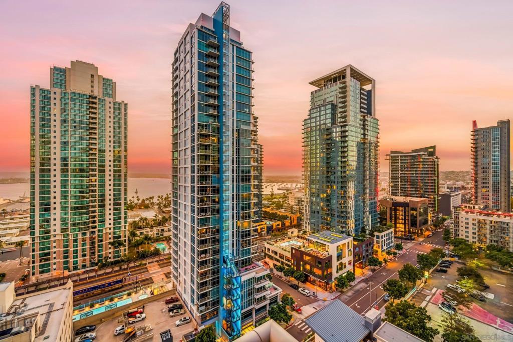 1240 India Street 1800, San Diego, CA 92101 — photo 1