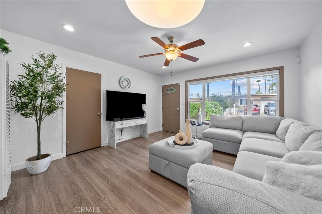 1411 Broadway Place, Escondido, CA 92025 — photo 1