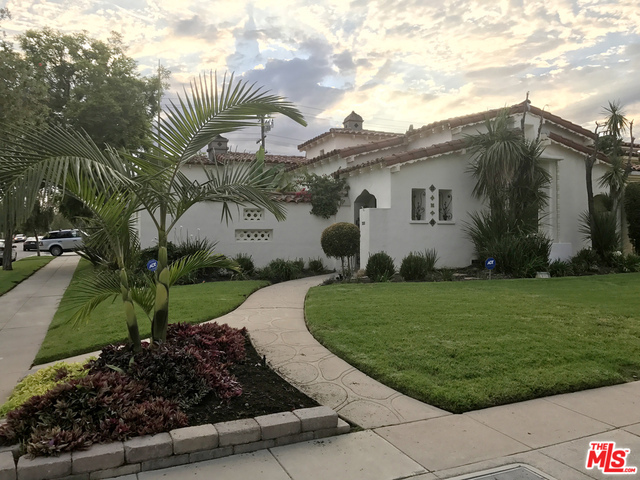 201 N Doheny Drive, Beverly Hills, CA 90211 — photo 1
