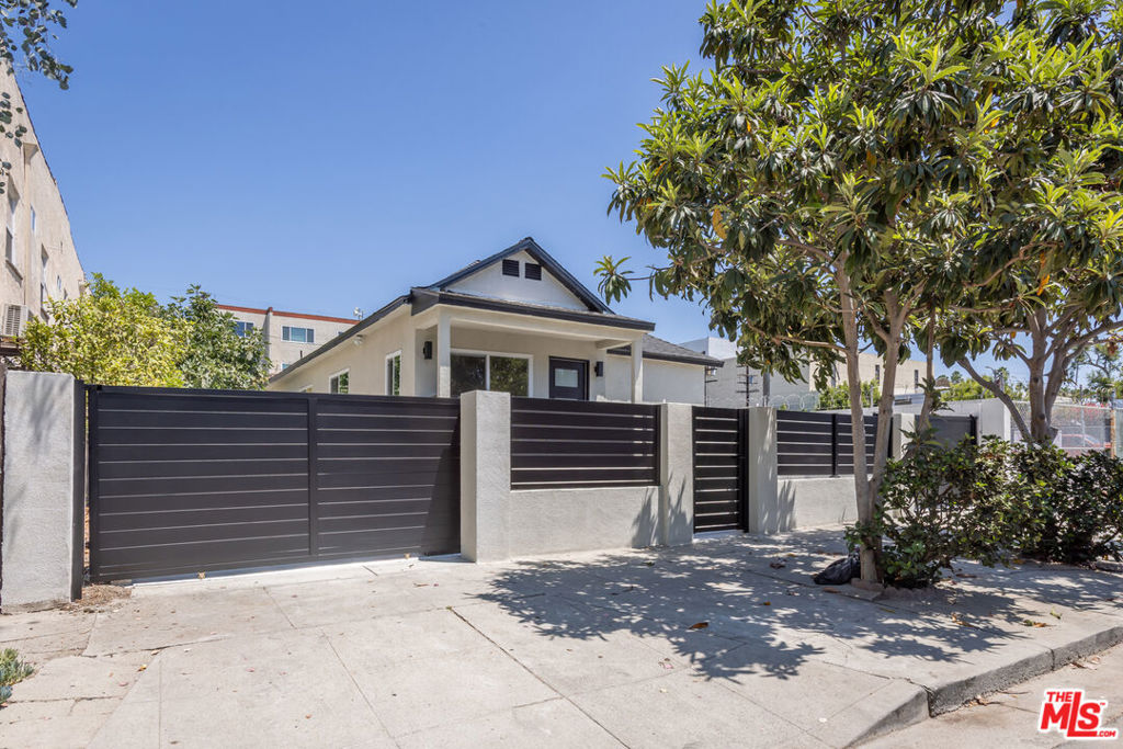 5915 Barton Avenue, Los Angeles, CA 90038 — photo 1