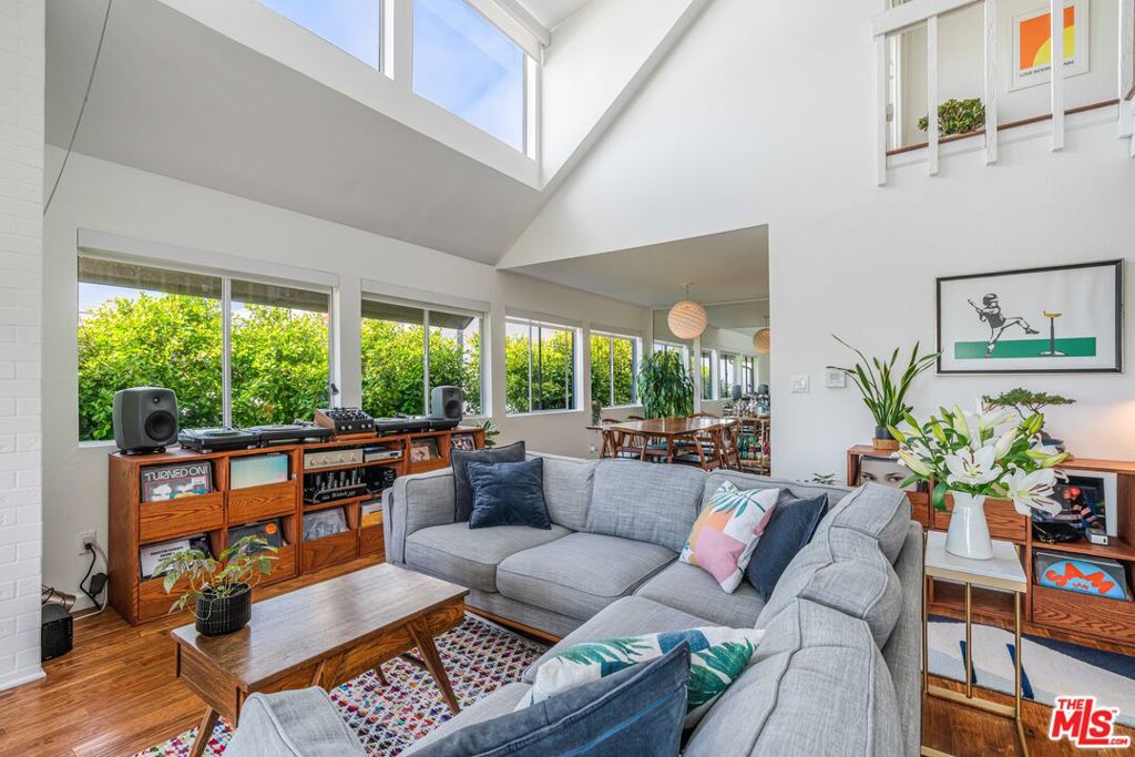 24 Westwind Street C, Marina Del Rey, CA 90292 — photo 1