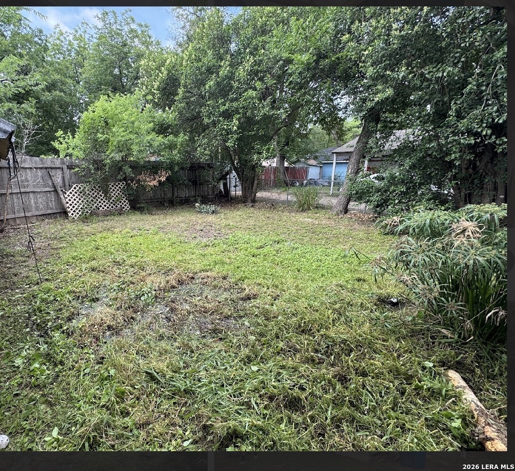 612 E HART AVE, San Antonio, TX 78214 — photo 1