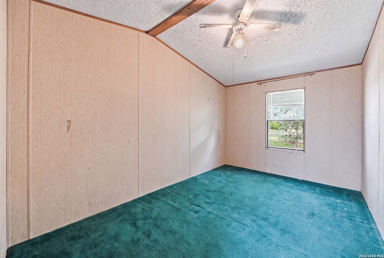 296 Vasbinder Ln, , 78121 — photo 1