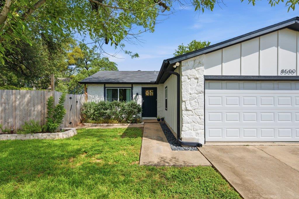 8500 Kearsarge, Austin, TX 78745 — photo 1