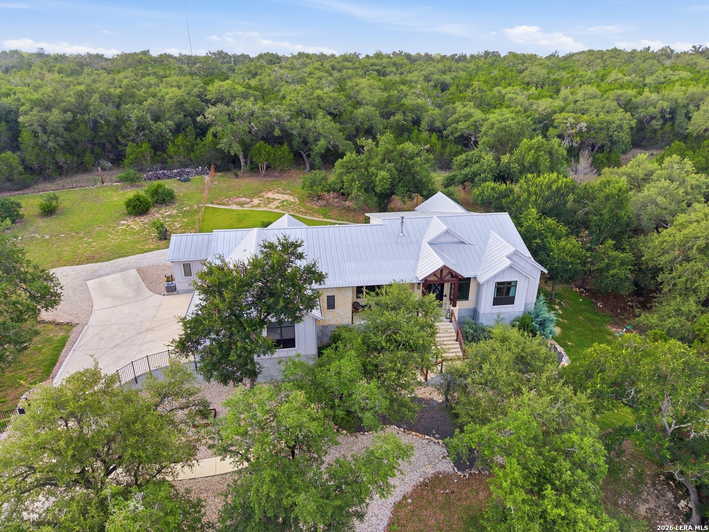387 Curvatura, ,  78132 — photo 1
