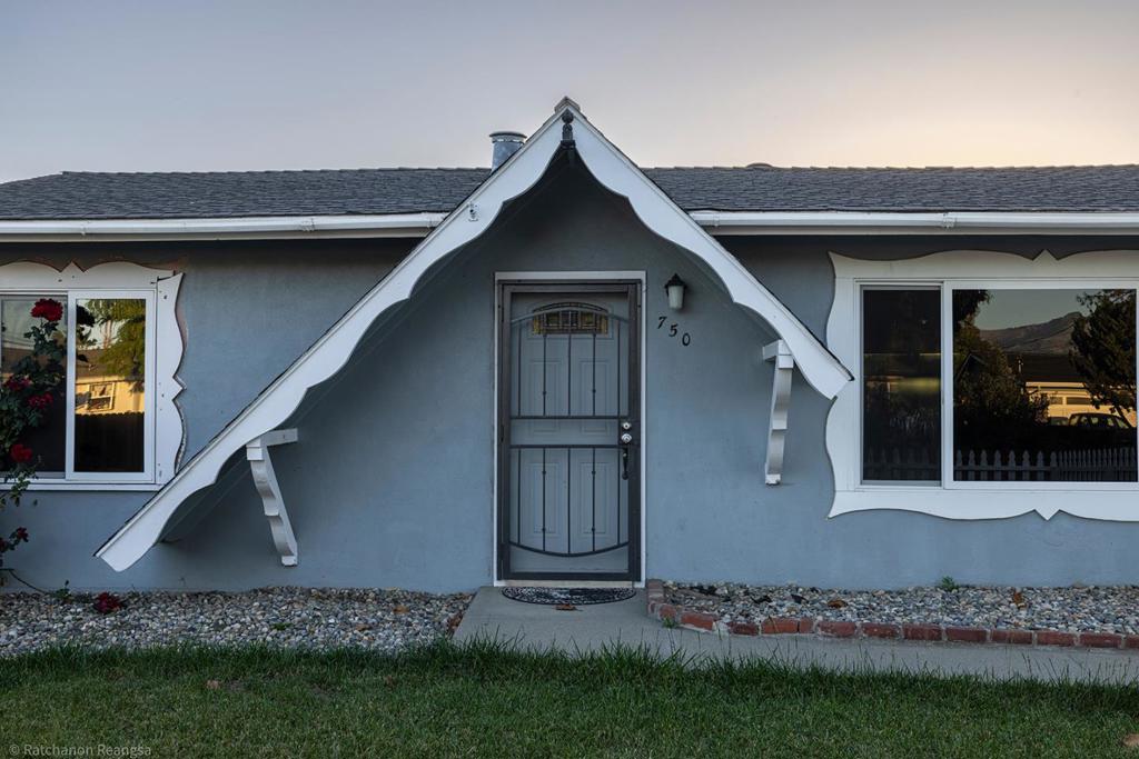 750 El Camino Paraiso, Hollister, CA 95023 — photo 1