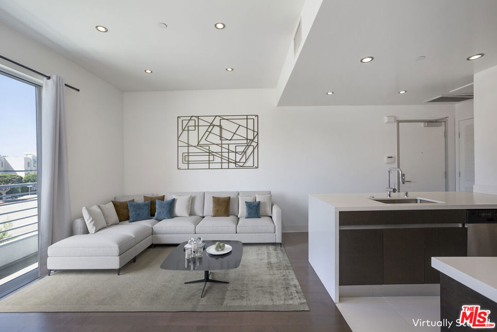 7857 W Manchester Avenue 110, Playa Del Rey, CA 90293 — photo 1