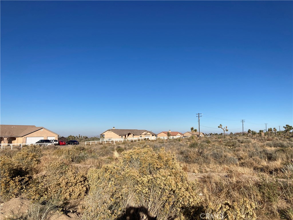 2 White Fox Trail, Phelan, CA 92371 — photo 1
