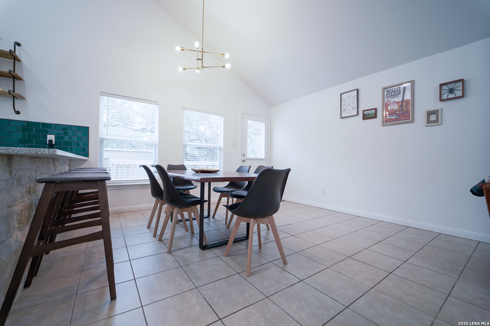 685 Ridgerock Dr, ,  78133 — photo 1