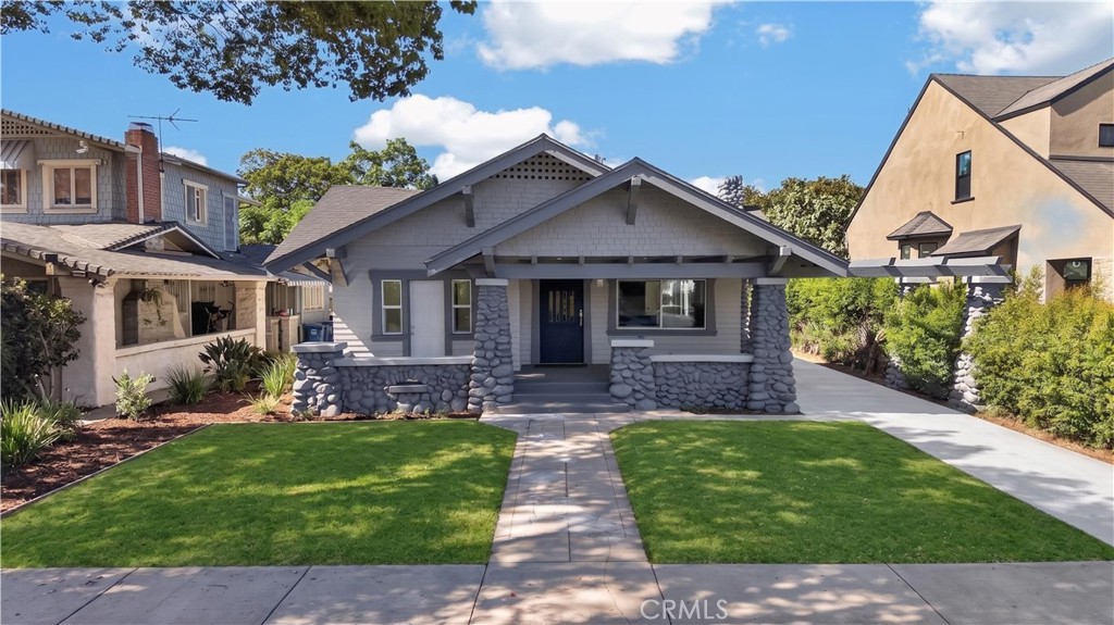 1305 W 46th, Los Angeles, CA 90037 — photo 1