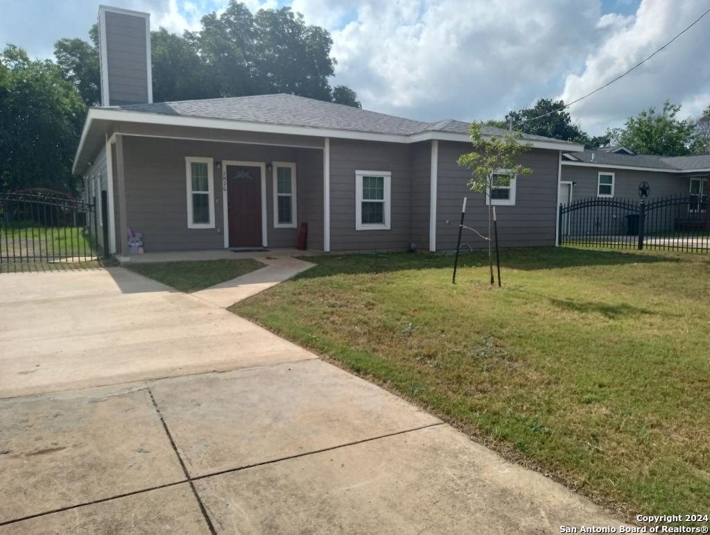 2826 Christian, San Antonio, TX 78222 — photo 1