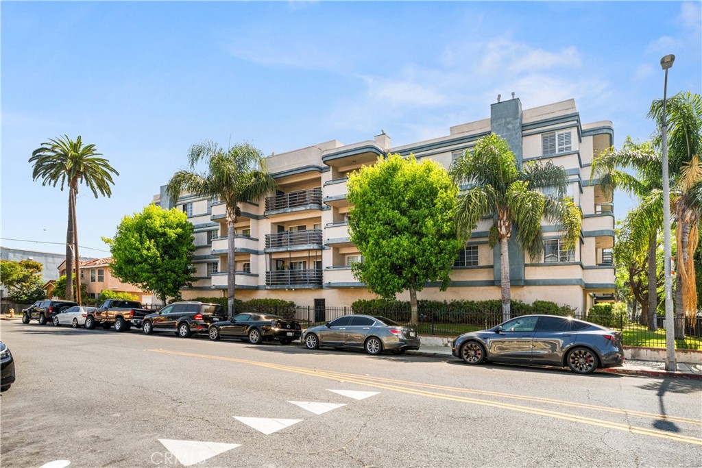 535 W 4th 311, Long Beach, CA 90802 — photo 1