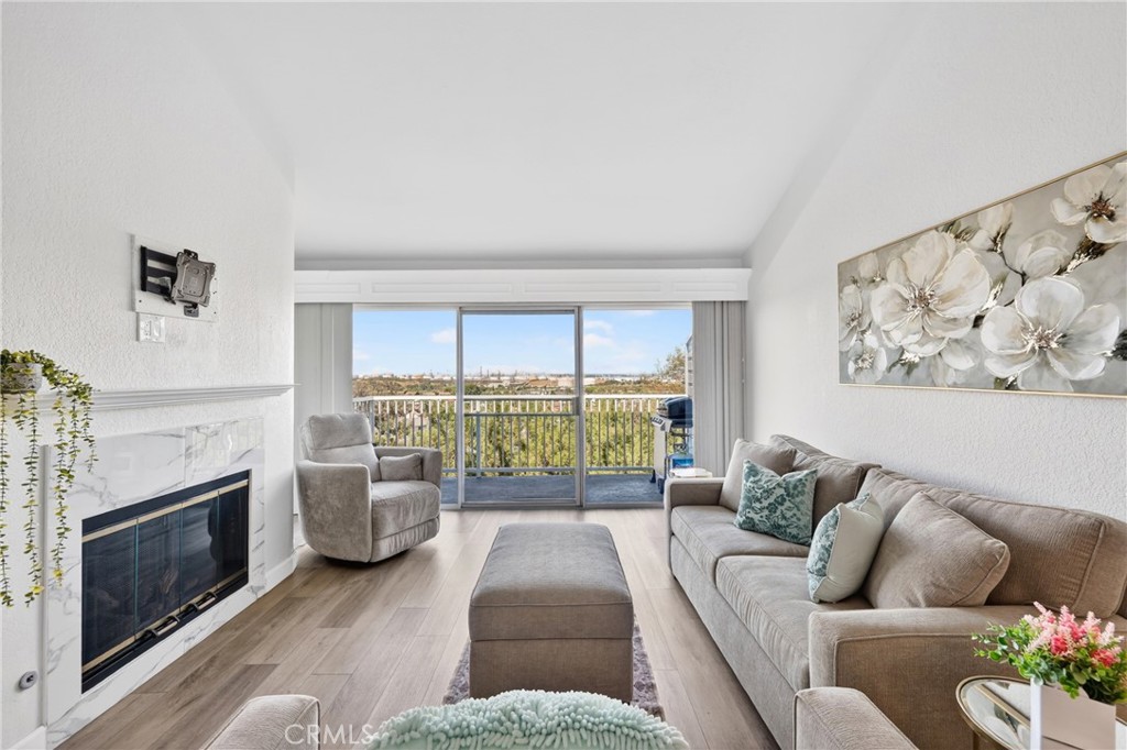 1414 Brett 328, San Pedro, CA 90732 — photo 1