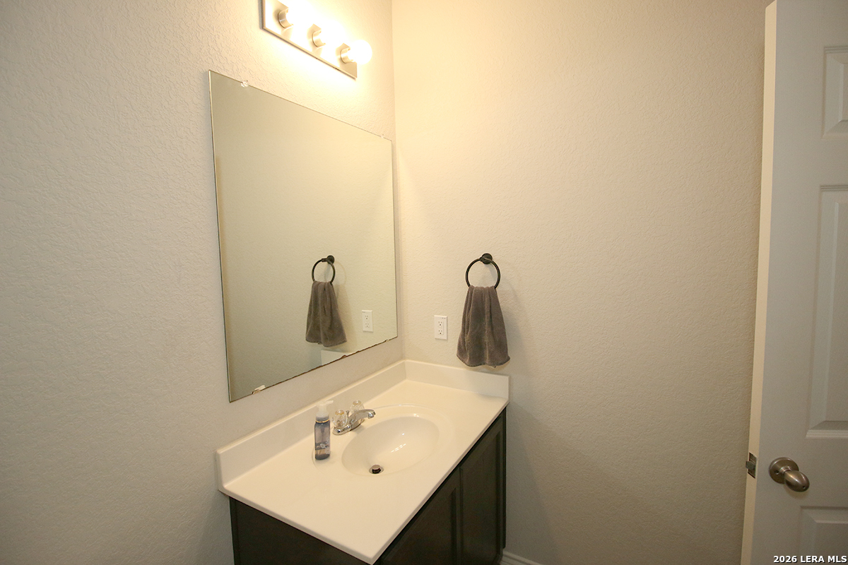 2446 Key Hole VW, , 78109 — photo 1