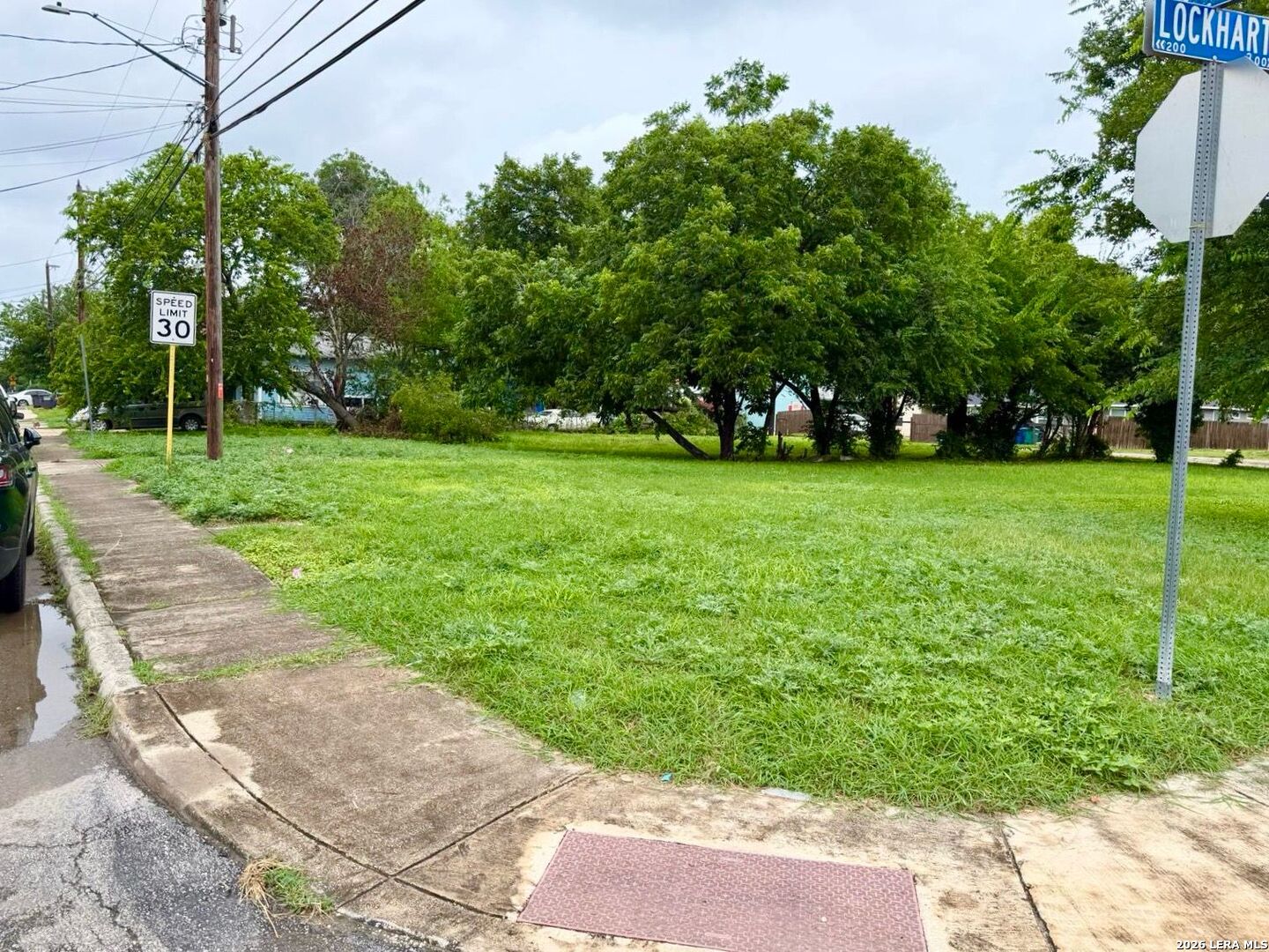1625 BURNET ST, San Antonio, TX 78202 — photo 1