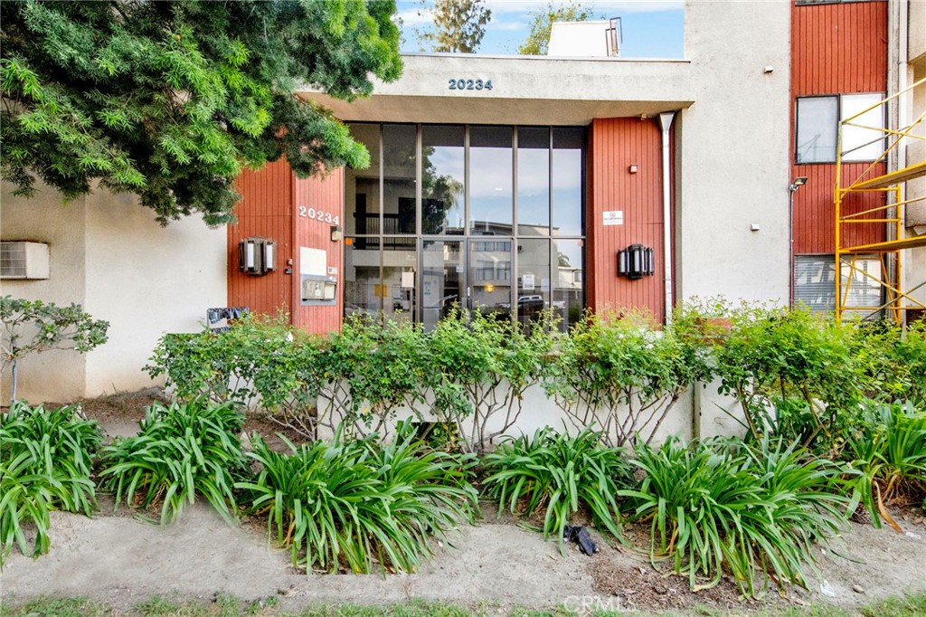 20234 Cantara Street 314, Winnetka, CA 91306 — photo 1