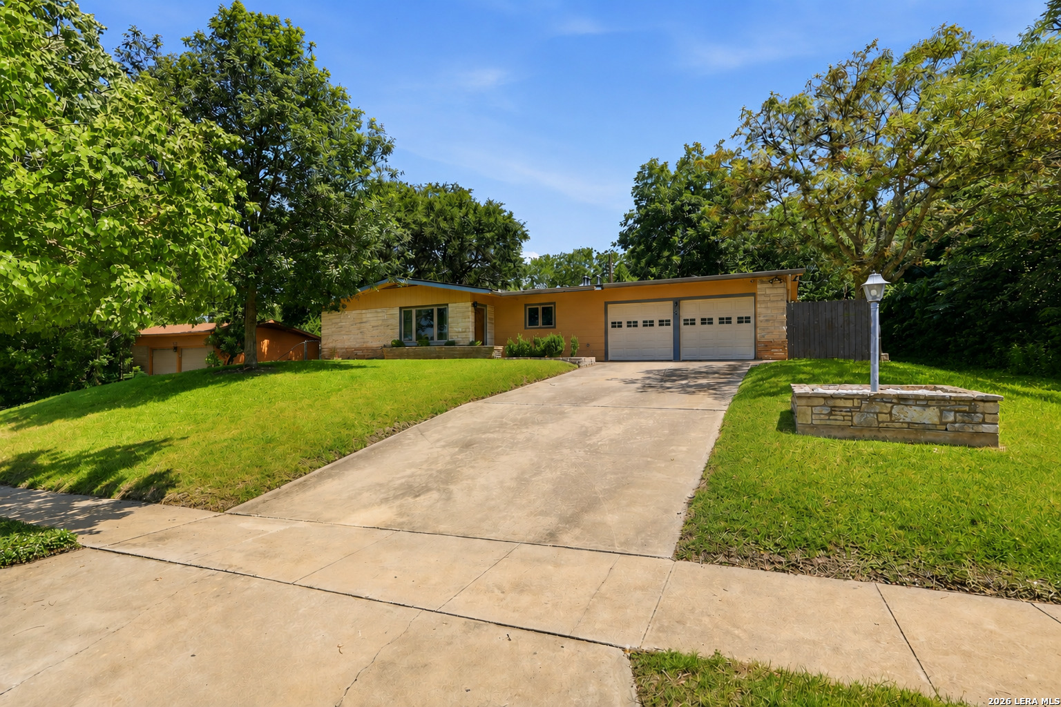 246 GLENVIEW DR, ,  78228 — photo 1