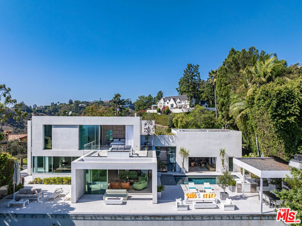 1288 Angelo Drive, Beverly Hills, CA 90210 — photo 1