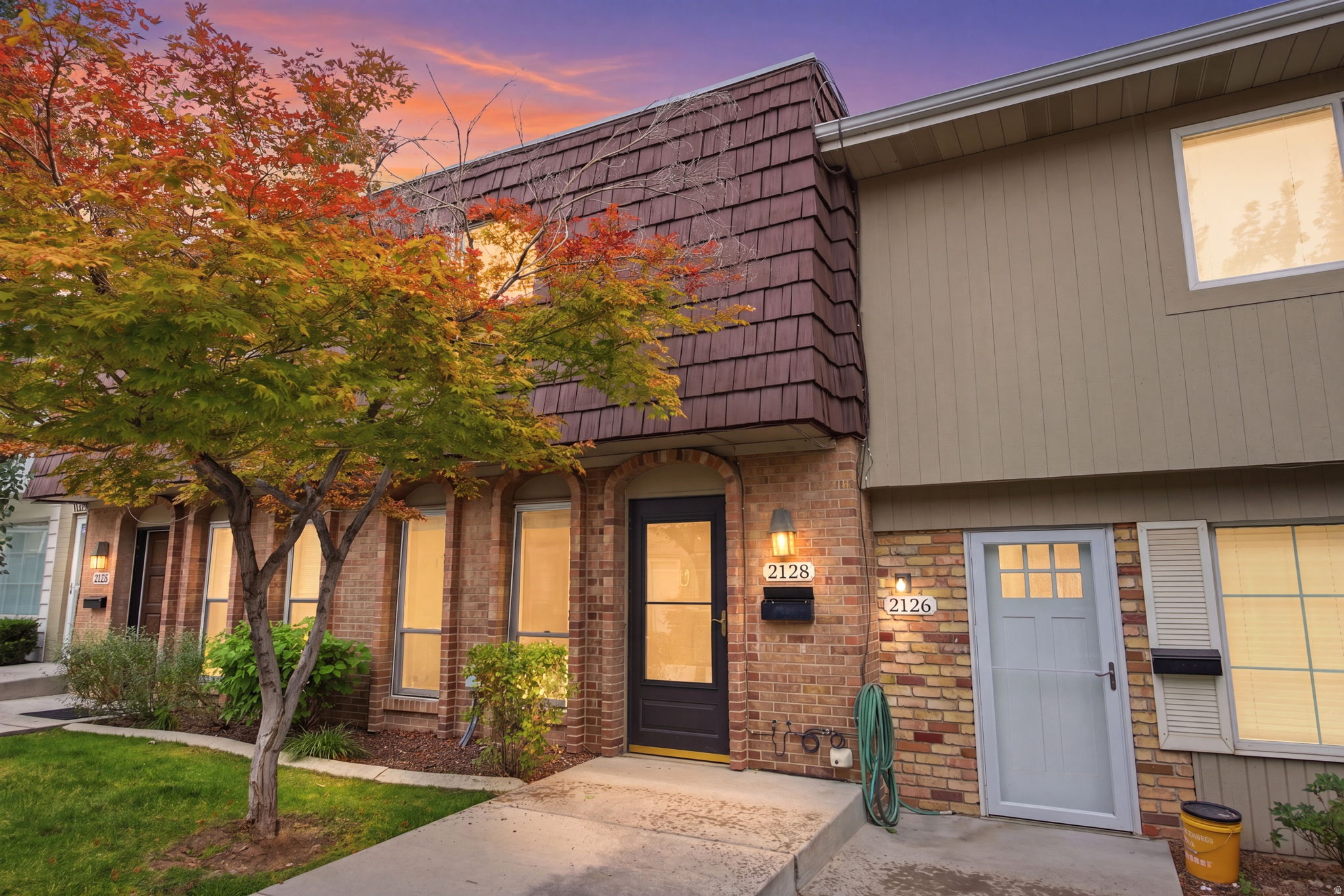 2128 E GEORGETOWN SQ ##2128, Salt Lake City, UT 84109 — photo 1