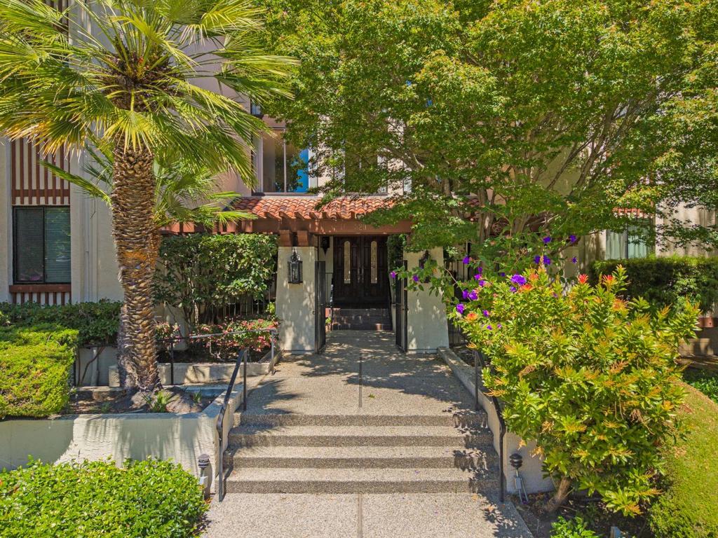320 Elm Street 304, San Mateo, CA 94401 — photo 1