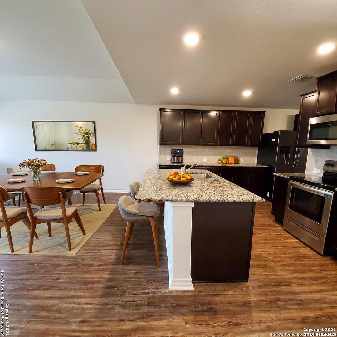 8062 HALO CIR, , 78252 — photo 1