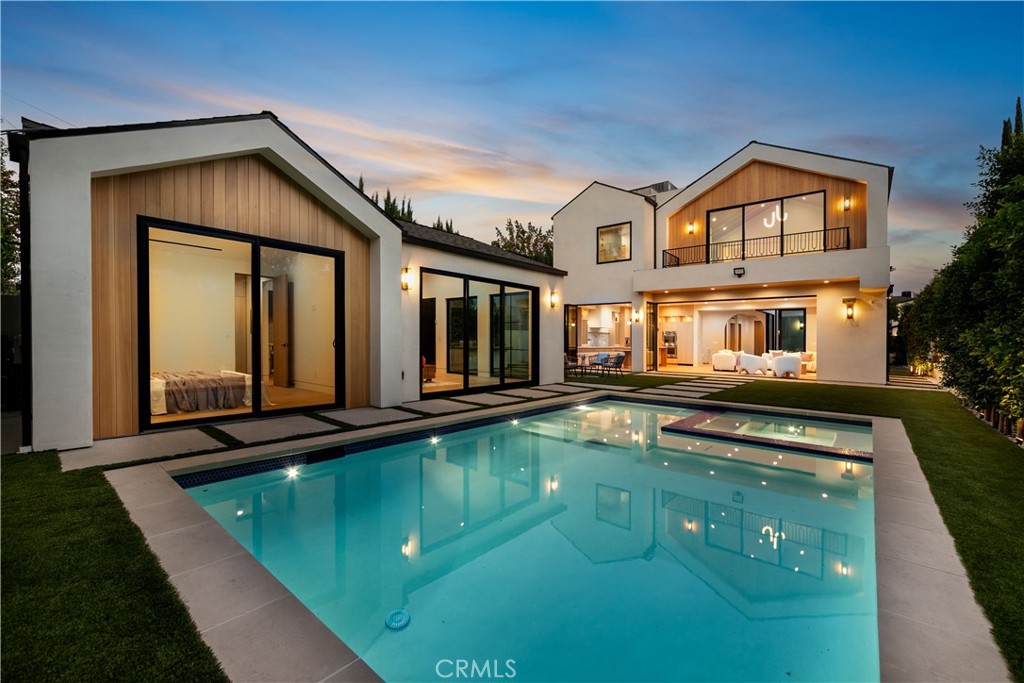 16749 Addison, Encino, CA 91436 — photo 1