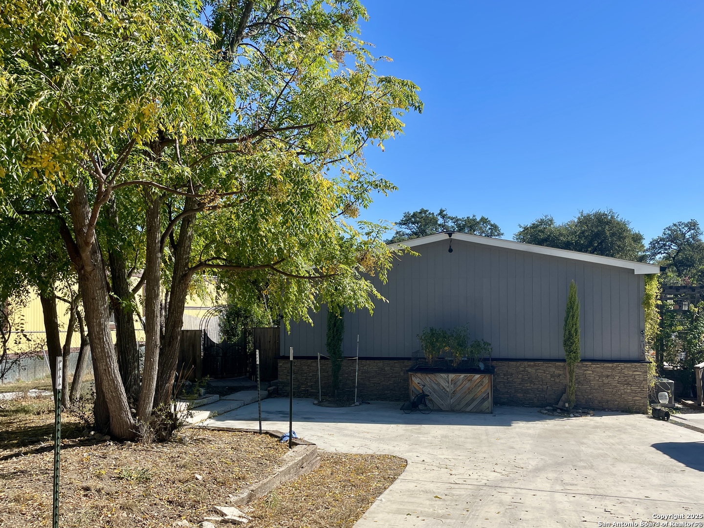 203 RANCH DR, ,  78003 — photo 1